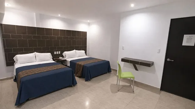 غرفة عائلية بسرير كينج وسرير فردي، First Inn Hotel and Business 4/10