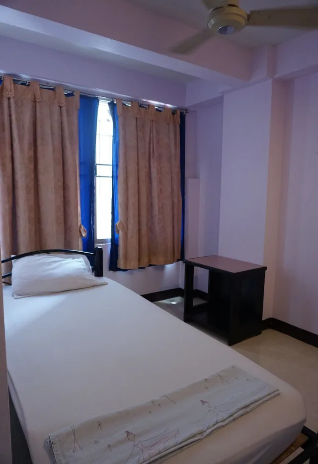 Room, Single, Single Bed, with Fan، Bella Bella River View 4/10