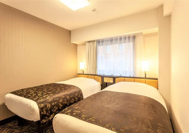 غرفة صغيرة بسريرين منفصلين، Apa Hotel Saga-Ekimae-Chuou 2/4