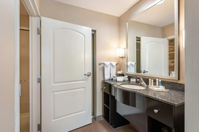 جناح استوديو بسرير كينج، Homewood Suites by Hilton Oxnard/Camarillo 7/8