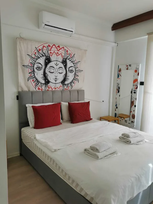 غرفة ديلوكس بسرير مزدوج وسرير فردي، Akman City Hotel 5/10