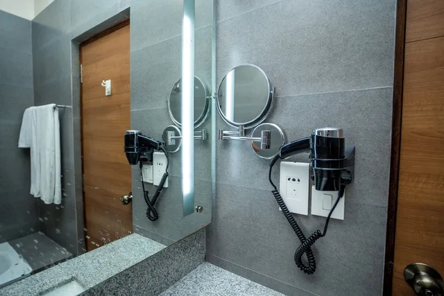 غرفة تنفيذية بسرير كينج، Marcopolo Business Hotel 2/2