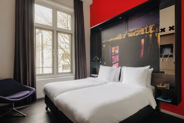 غرفة ديلوكس بسريرين منفصلين، The Manor Amsterdam 3/8
