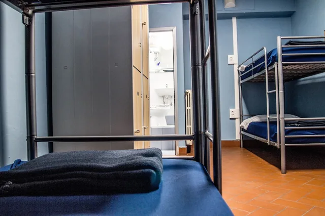 Mixed Dorm, 2 Bunk Beds, Hostel Santa Monaca 1/1
