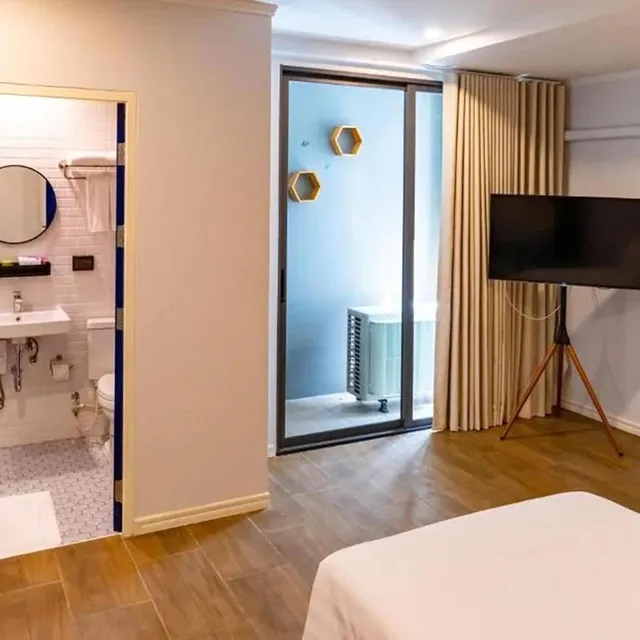 غرفة قياسية بسريرين منفصلين، J Place Hotel by ZUZU 8/8