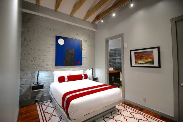 جناح رئاسي بسرير كينج وسرير كوين بشرفة بغرفتي نوم، The Natchez Vacation Rentals 7/9
