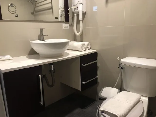 دوبلكس عائلي بسرير كوين مع أريكة، Ratchada Point Hotel 4/4