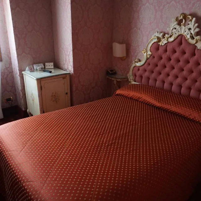 غرفة صغيرة مزدوجة، Rialto Hotel 1/3