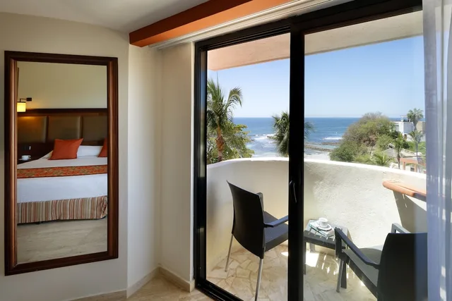 Deluxe, King Bed, Ocean Front، Grand Palladium Vallarta Resort Spa All Inclusive 8/10