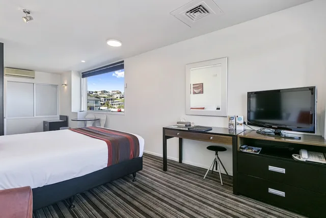 استوديو بسرير كينج بإطلالة على البحيرة، The Reef Resort 3/6