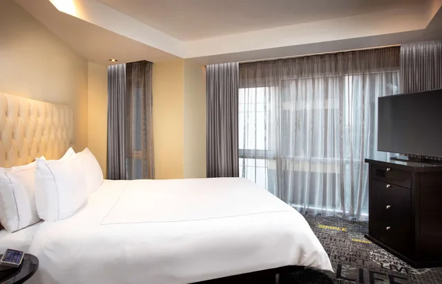 جناح بسرير مزدوج بإطلالة على النهر بغرفة نوم واحدة، Park Plaza London Riverbank 3/9