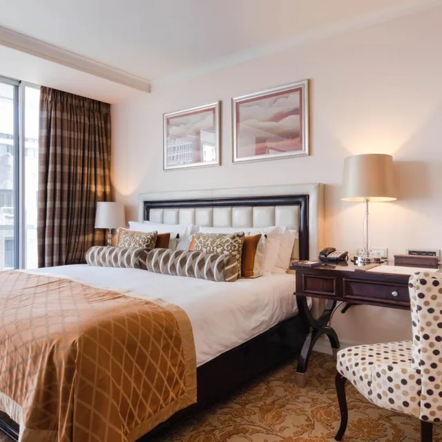Suite, King Bed, Taj Cape Town 2/10
