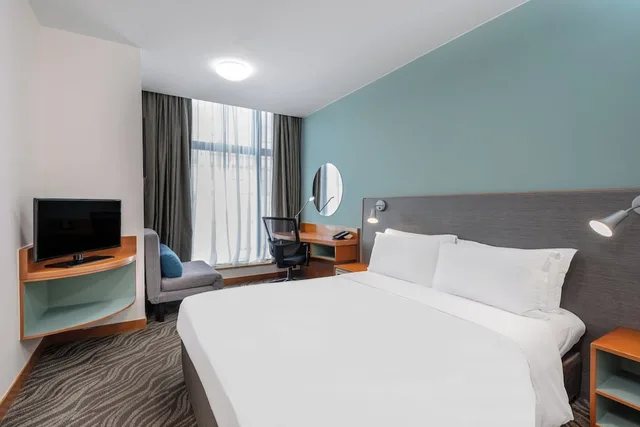 غرفة قياسية بسرير كوين في طابق مرتفع، Holiday Inn Express Causeway Bay Hong Kong 4/7