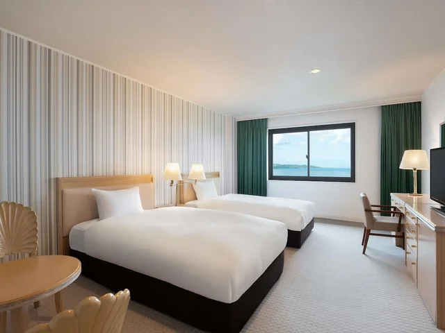 جناح ديلوكس بأربعة أسرّة بإطلالة على البحر، Grand Mercure Minamiboso Resort & Spa 1/3