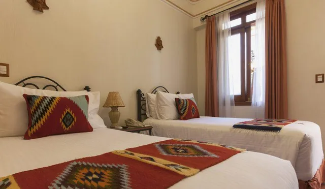 غرفة قياسية بسريرين منفصلين، Parador San Miguel 1/4