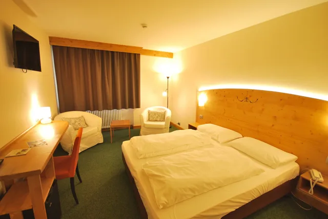 غرفة بسرير كوين، Hotel Monte Bondone 3/10