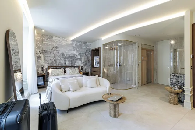 Suite, Queen Bed, Sauna، Le Dortoir Multi Storey Luxury Suites 3/10