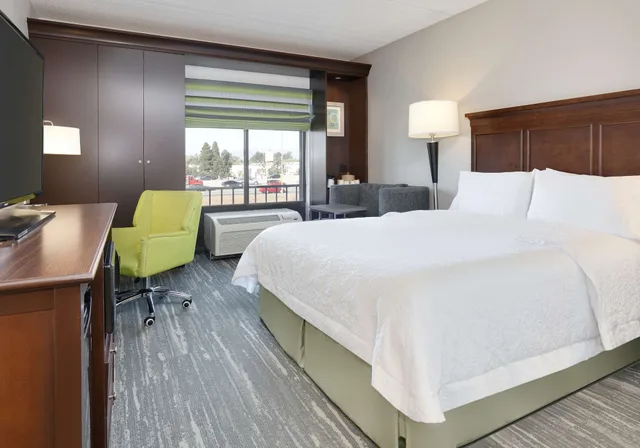 غرفة بسرير كوين، Hampton Inn Los Angeles/Carson/Torrance 3/7