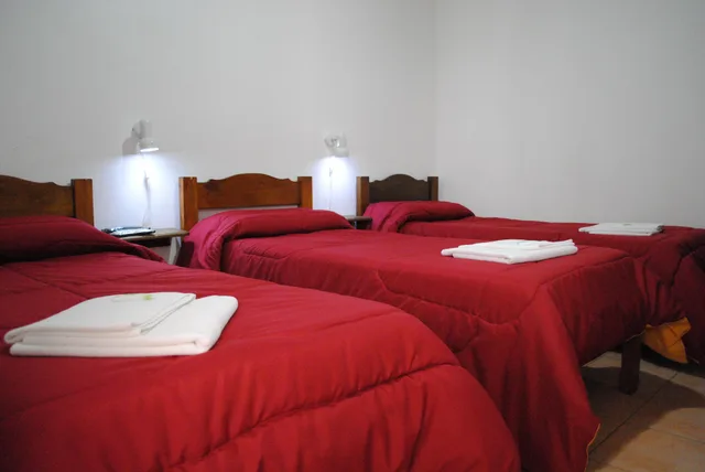 غرفة سوبيريور ثلاثية، Romi Hotel 4/7