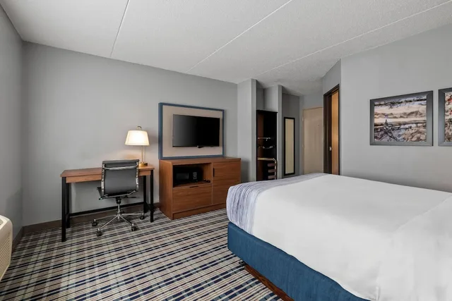 غرفة بسرير كوين لذوي الإعاقة، AmericInn by Wyndham Crookston U of M Crookston 6/7