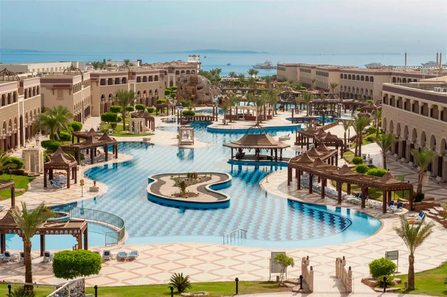 جناح عائلي، Sunrise Sentido Mamlouk Palace 1/1