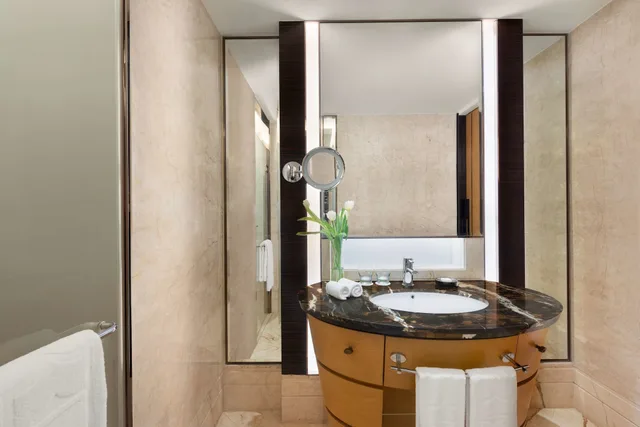 Horizon, Bungalow, King Bed, with View، Shangri-La Hotel Bengaluru 9/10