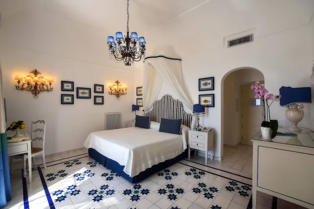 Superior, King Bed, Sea View, Balcony, Buca di Bacco 5/9