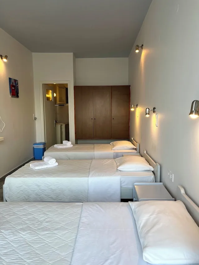 1 Bedroom, Economy, 1 Double and 3 Single Beds, Sea View، Petradi 2/2