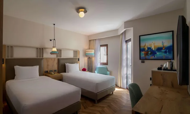 غرفة ديلوكس بسريرين منفصلين، DoubleTree by Hilton Bodrum Isil Club Resort 2/10