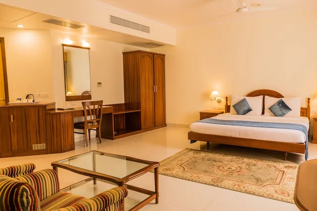 جناح بسرير كينج، CHANCES RESORT & CASINO 2/9