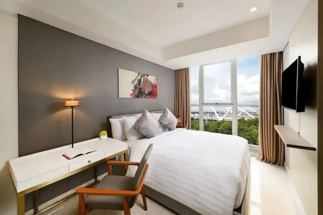 غرفة بريميير بسرير مزدوج أو سريرين منفصلين، Oakwood PIK Jakarta 2/2