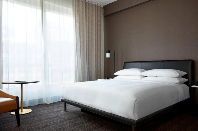غرفة تنفيذية بسرير مزدوج، Marriott At the Brooklyn Bridge 1/3
