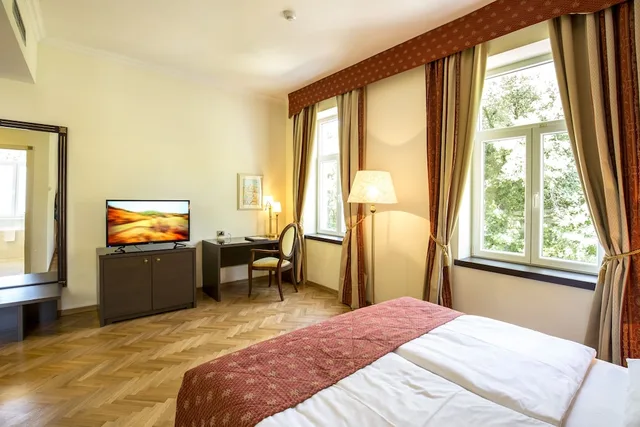 غرفة أساسية بسرير مزدوج، Hotel Kvarner Palace 1/5