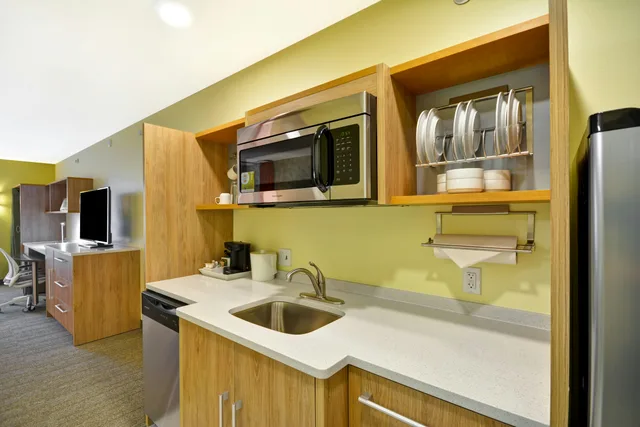 استوديو بسرير كينج لذوي الإعاقة، Home2 Suites By Hilton Rapid City 6/8