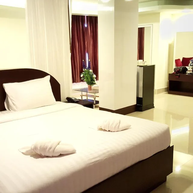 غرفة ديلوكس بسرير مزدوج بإطلالة على المسبح، Smile Residence 1/3