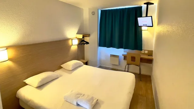 غرفة بسرير مزدوج، Cyan Hotel Roissy Villepinte Parc des Expositions 4/5
