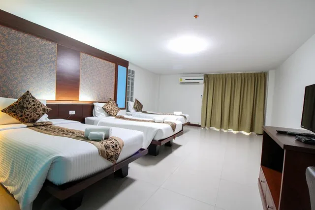 جناح عائلي، Convenient Grand Plus Hotel Suvarnabhumi 1/2