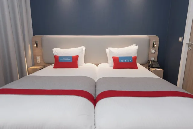 غرفة قياسية بسرير فردي، Holiday Inn Express Paris Velizy 1/10