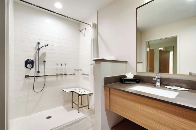استوديو بسرير كينج مع أريكة لذوي الإعاقة، Fairfield Inn & Suites by Marriott Houston League City 3/4