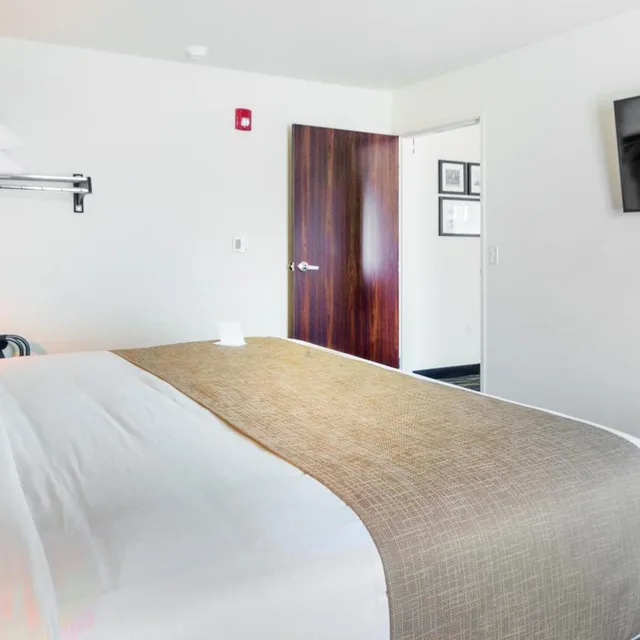 غرفة عائلية لذوي الإعاقة، Cobblestone Hotel & Suites Janesville 1/8