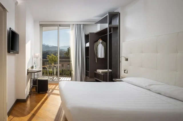 غرفة متصلة قياسية بسرير مزدوج أو سريرين منفصلين، Hotel Continental 1/9