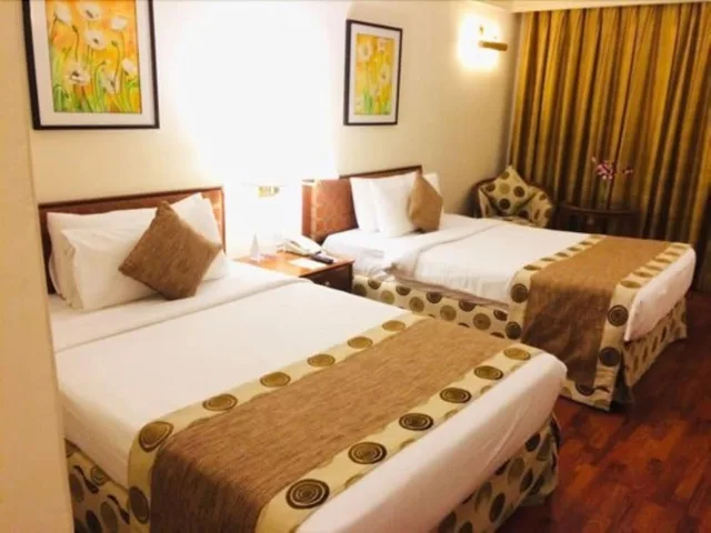 غرفة ديلوكس بسريرين منفصلين، TAJ DECCAN 1/10