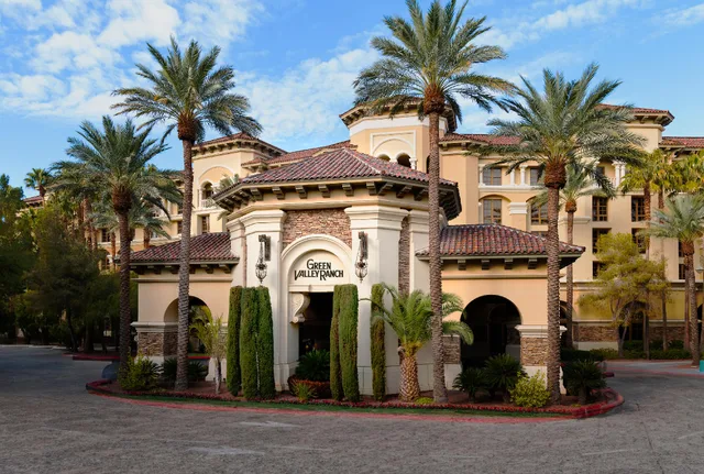 غرفة قياسية رباعية، Green Valley Ranch Resort Spa and Casino 1/2