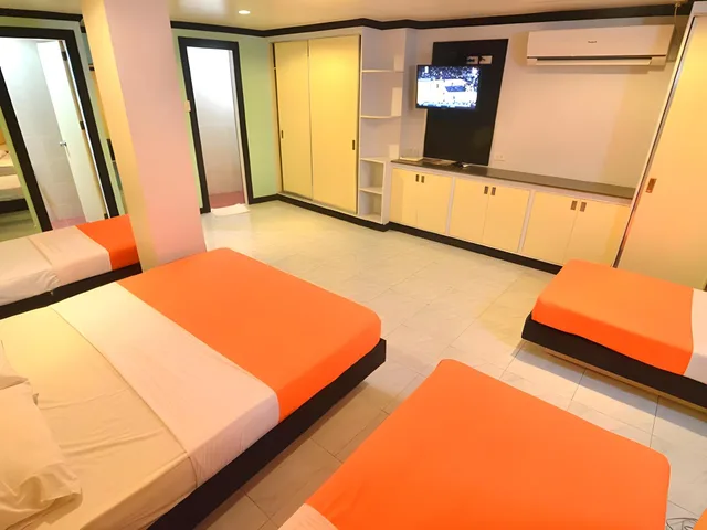 غرفة ملكية عائلية، Davao Royal Suites and Residences 2/3