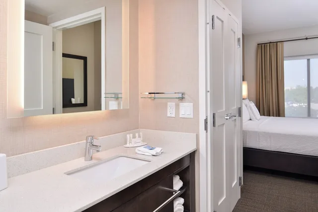 جناح بسرير كينج لذوي الإعاقة، Residence Inn By Marriott Charlotte Northlake 4/5