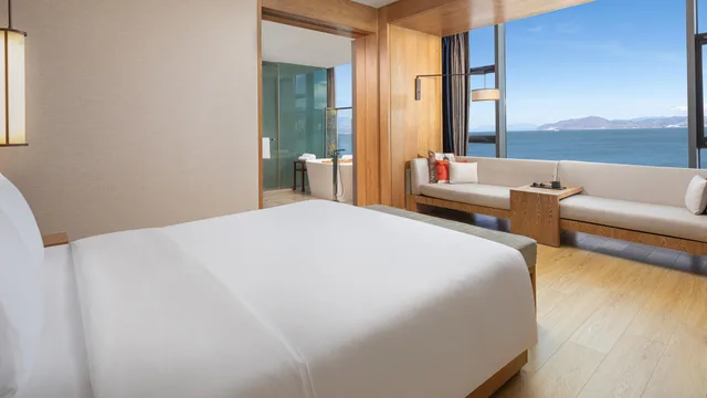 1 Bedroom, Suite, with View, HOTEL INDIGO DALI ERHAI 1/5