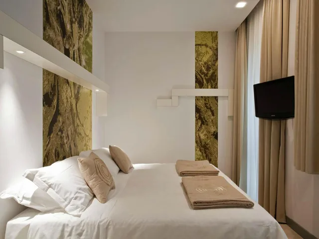Room, Triple, Eos Hotel 1/5