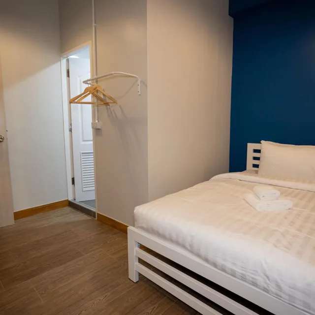 Room, Double Bed, Pratunam Family House 2 3/10