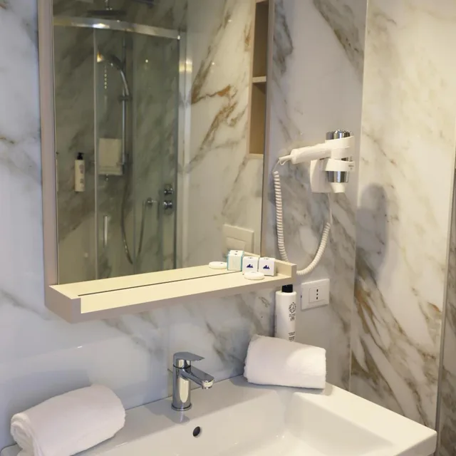 غرفة بسرير نصف مزدوج، Hotel Fonte Boiola 6/8