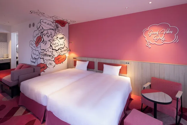Deluxe, Twin Beds, Corner, Hotel Kintetsu Universal City 1/3